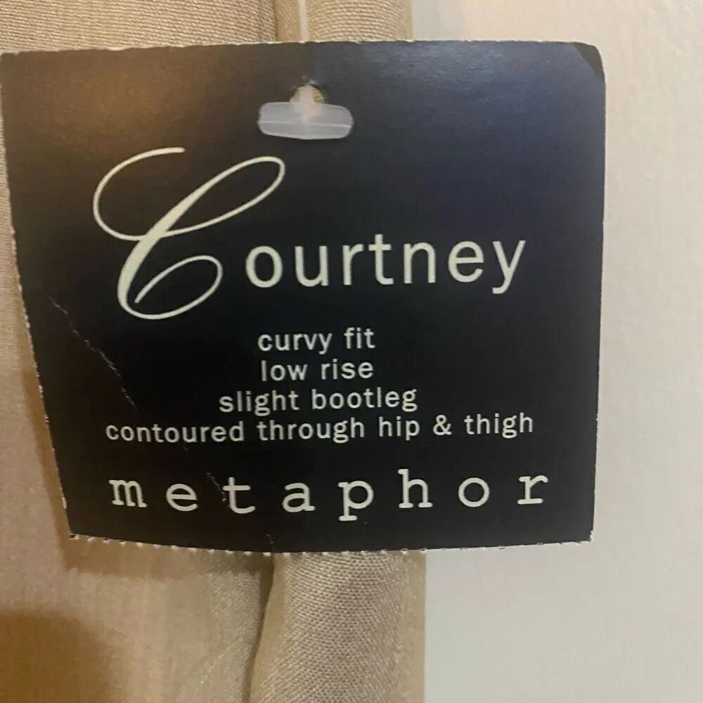 Metaphor Kourtney size 18 NEW curvy fit Low rise tan - Picture 7 of 7